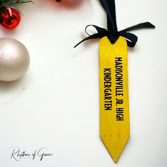 Personalized Ornament Perfect for Celebrating Your Child's First Year of School - Picture 2 of 11